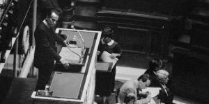 Robert Badinter entre au Panthéon : les lycéens de Sévigné, témoins de l’Histoire